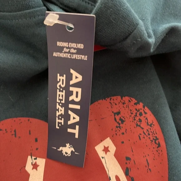 ARIAT NWT LOVE OVERSIZED TEE in XL - Picture 7 of 7